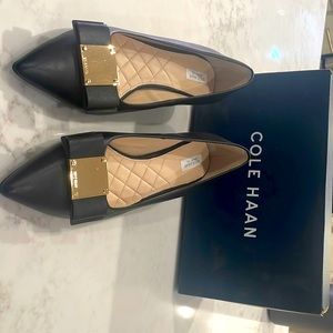 Cole Haan - brand new - Tali Modern Bow Pump - Size 8